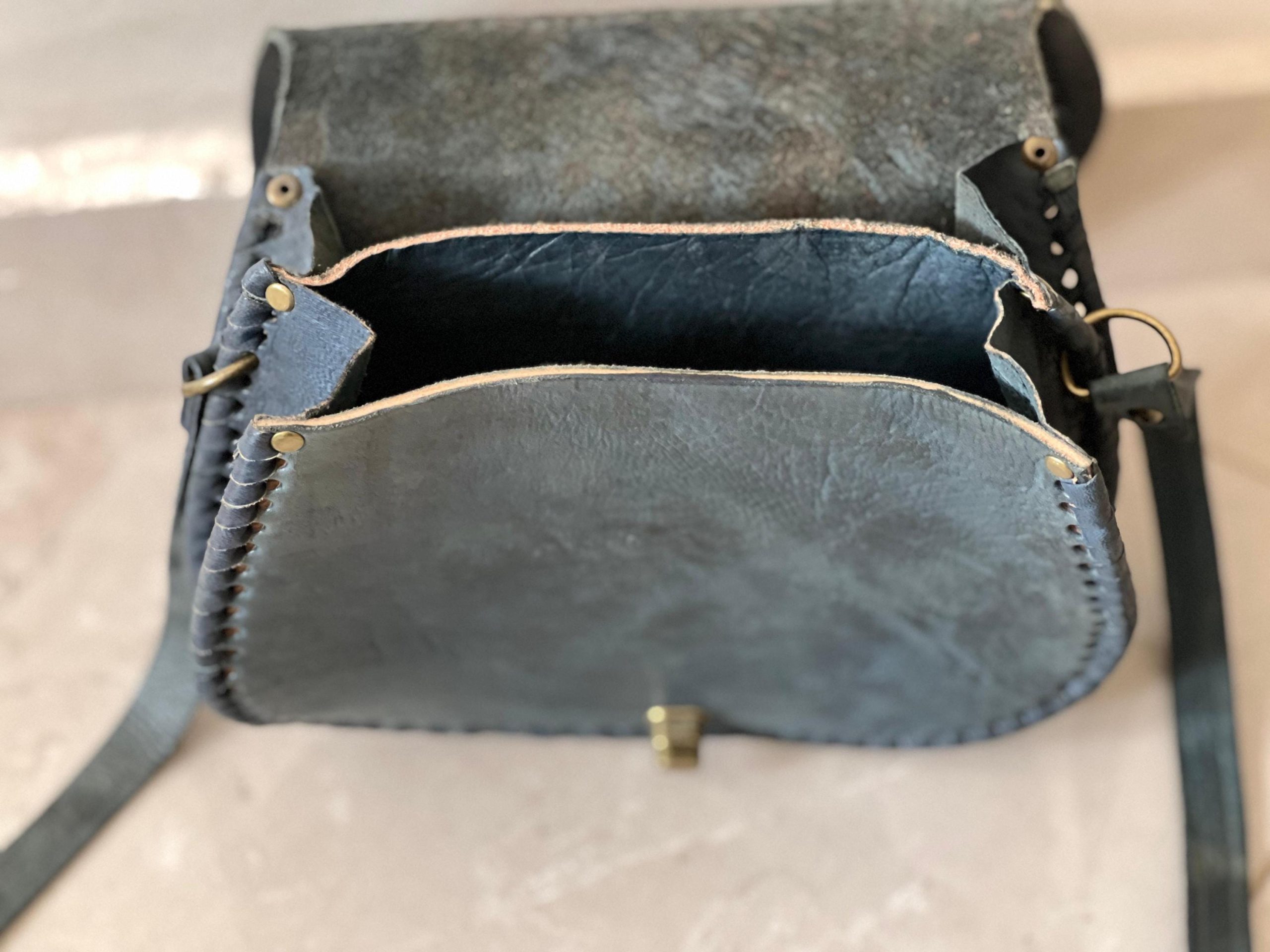 Handmade Moroccan Leather Crossbody Bag – Tooled Floral Carving Saddle Purse – Boho Vintage Shoulder Bag – Artisan Cowhide Leather Handbag