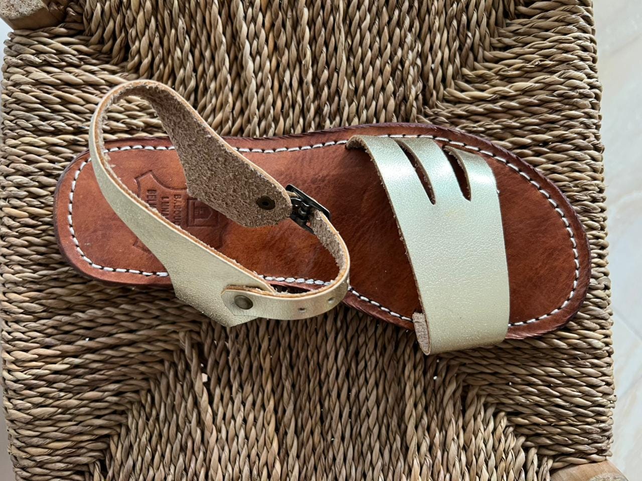 Blond Moroccan Leather Sandals – Handmade Women Flats – Custom Fit Design